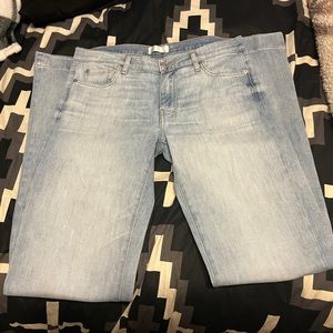 BRAND NEW (w/o tags) 7 FOR ALL MANKIND DOJOS